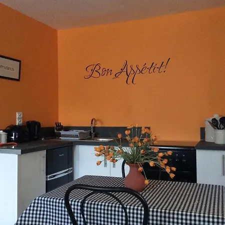 Apartment La Charrue
